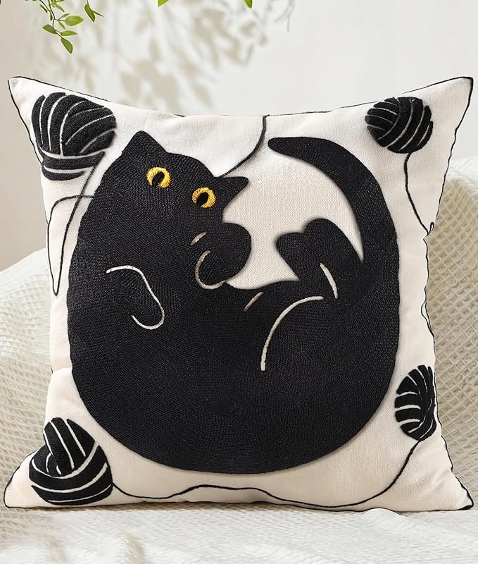 Premium embroidery cushion