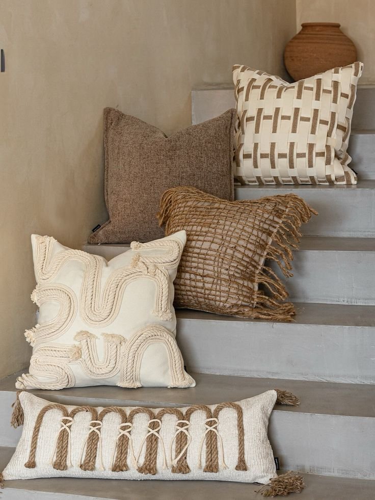 DECOR & ACCESSORIES