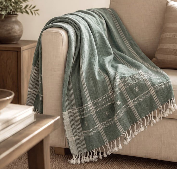 Throws & Blankets