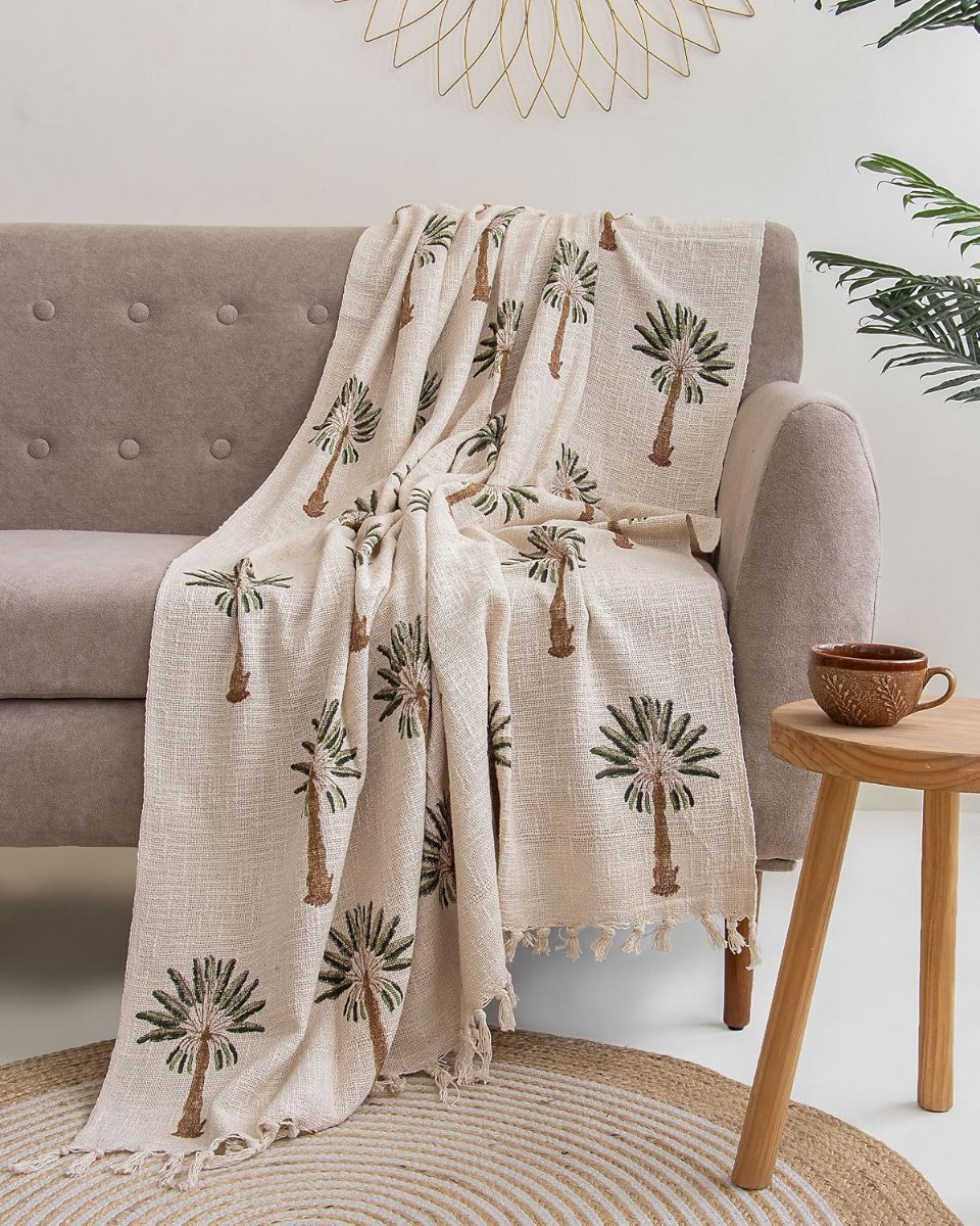 Luxury 50X70 Inch Sofa Throw for Couch & Bed – Soft & Warm Blanket for Winter (Palm Tree, Pack of 1)