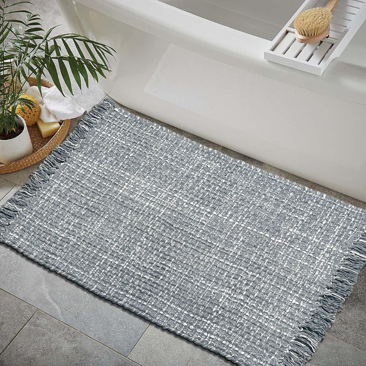Chardin home Sand & White Cotton Throw Rug, 21×34 Inches Area Rug for Bathroom Kitchen entryway, Reversible Handwoven Rug Machine Washable.